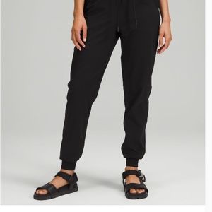 Lululemon stretch High rise jogger full length